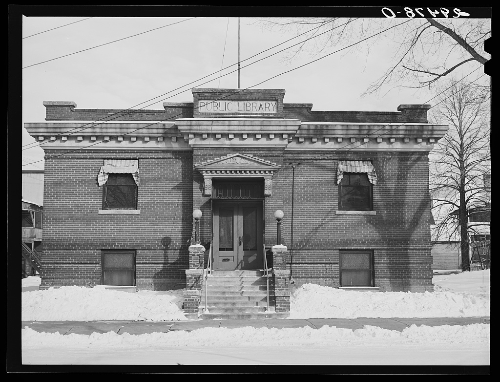 The public library in Grundy Center, Iowa